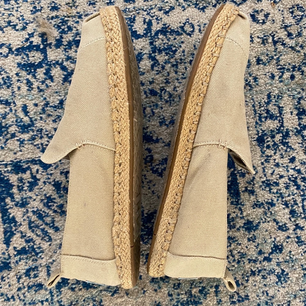 TOMS slip on canvas shoes